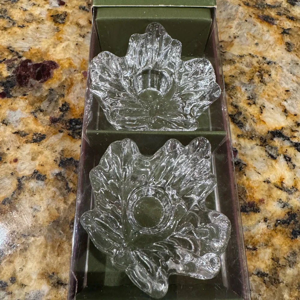 Williams Sonoma Glass Leaf Candle Holders Set of 4 Sealed Box